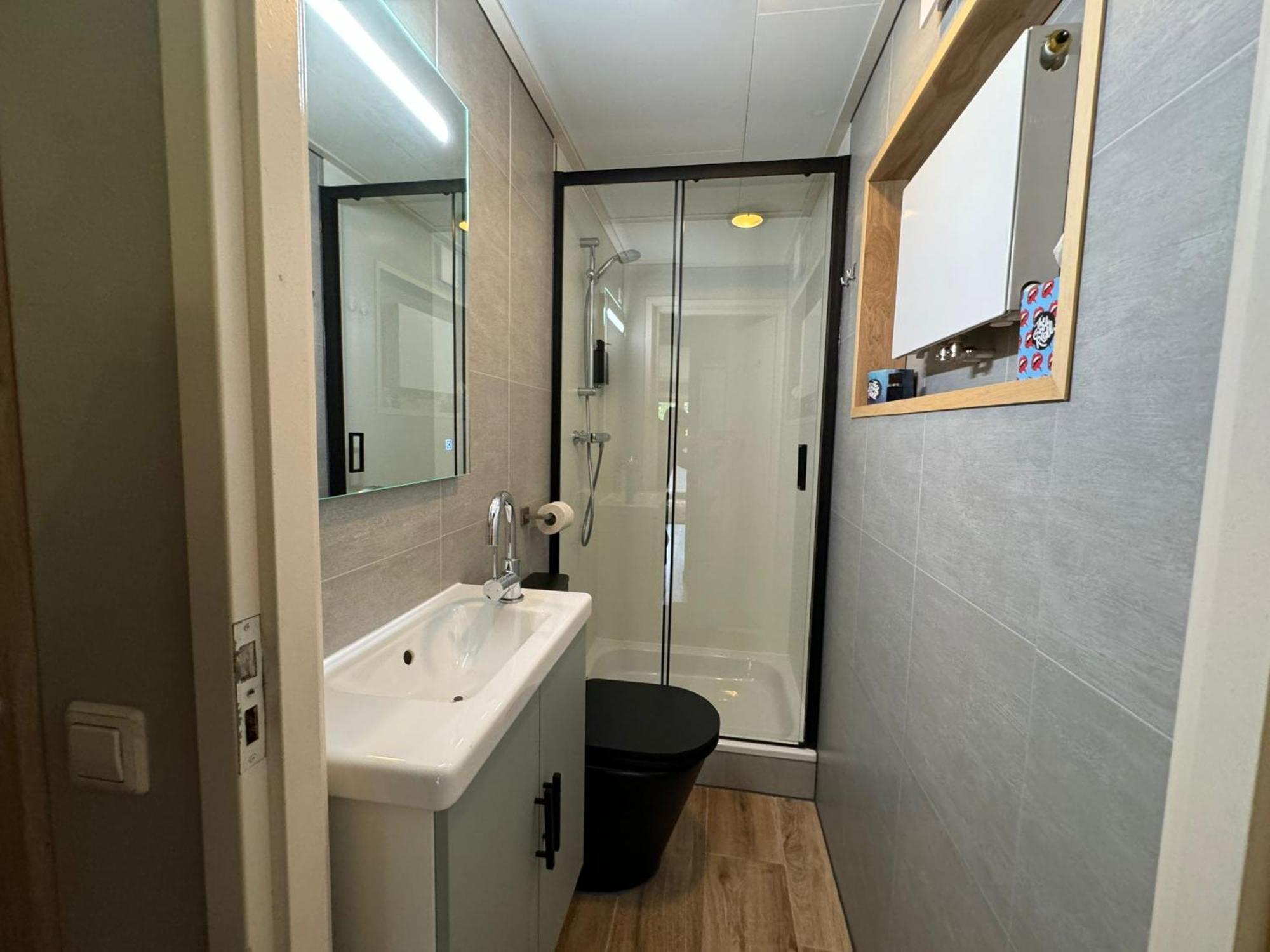 Sfeervol Chalet De Dassenburcht 엠스트 외부 사진