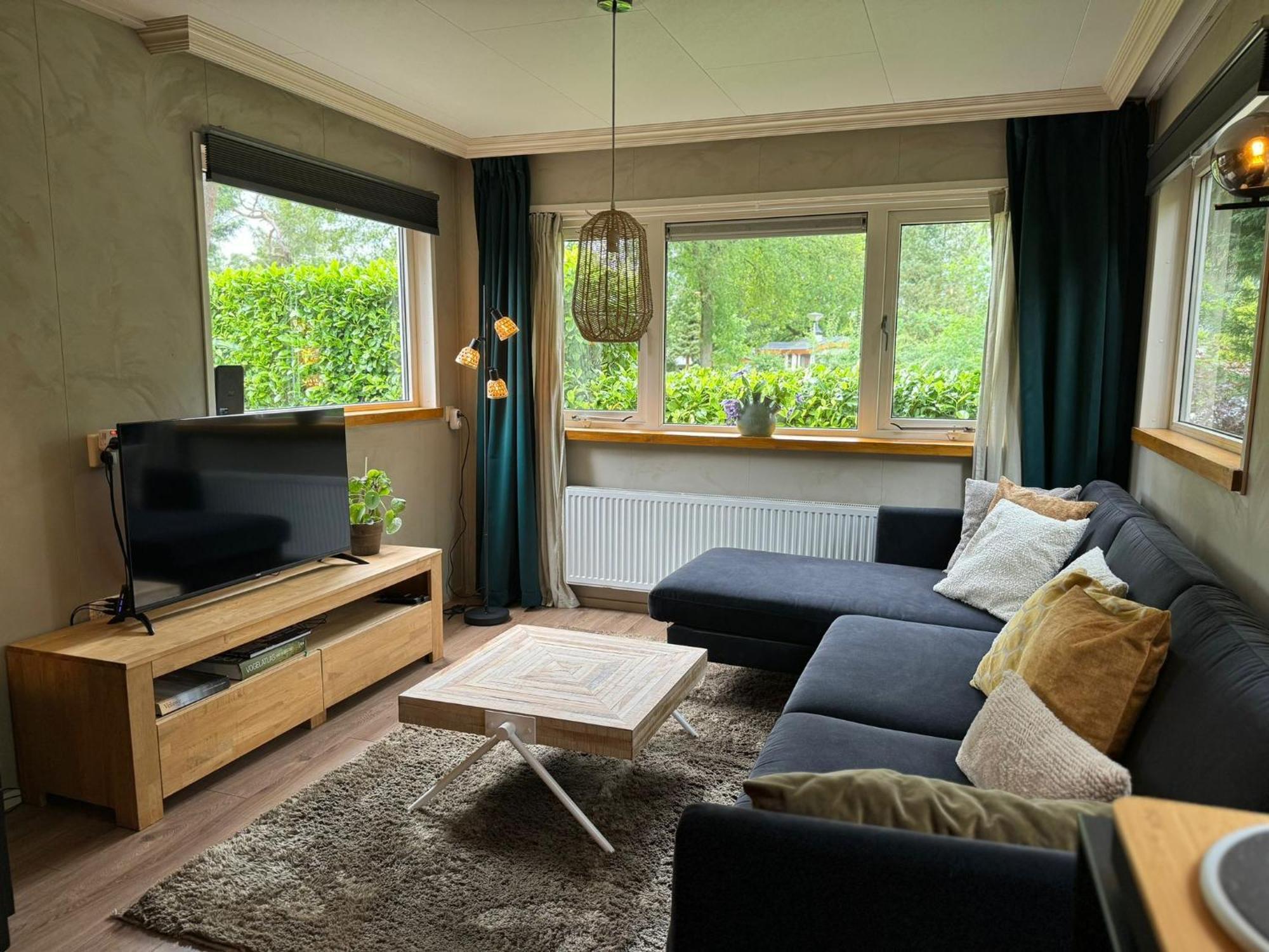 Sfeervol Chalet De Dassenburcht 엠스트 외부 사진