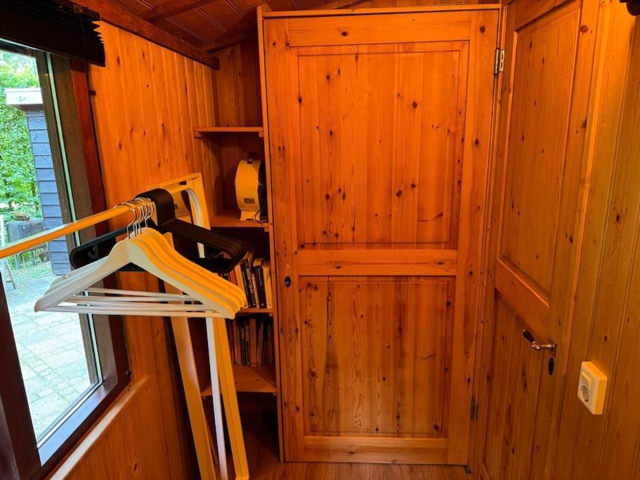 Sfeervol Chalet De Dassenburcht 엠스트 외부 사진